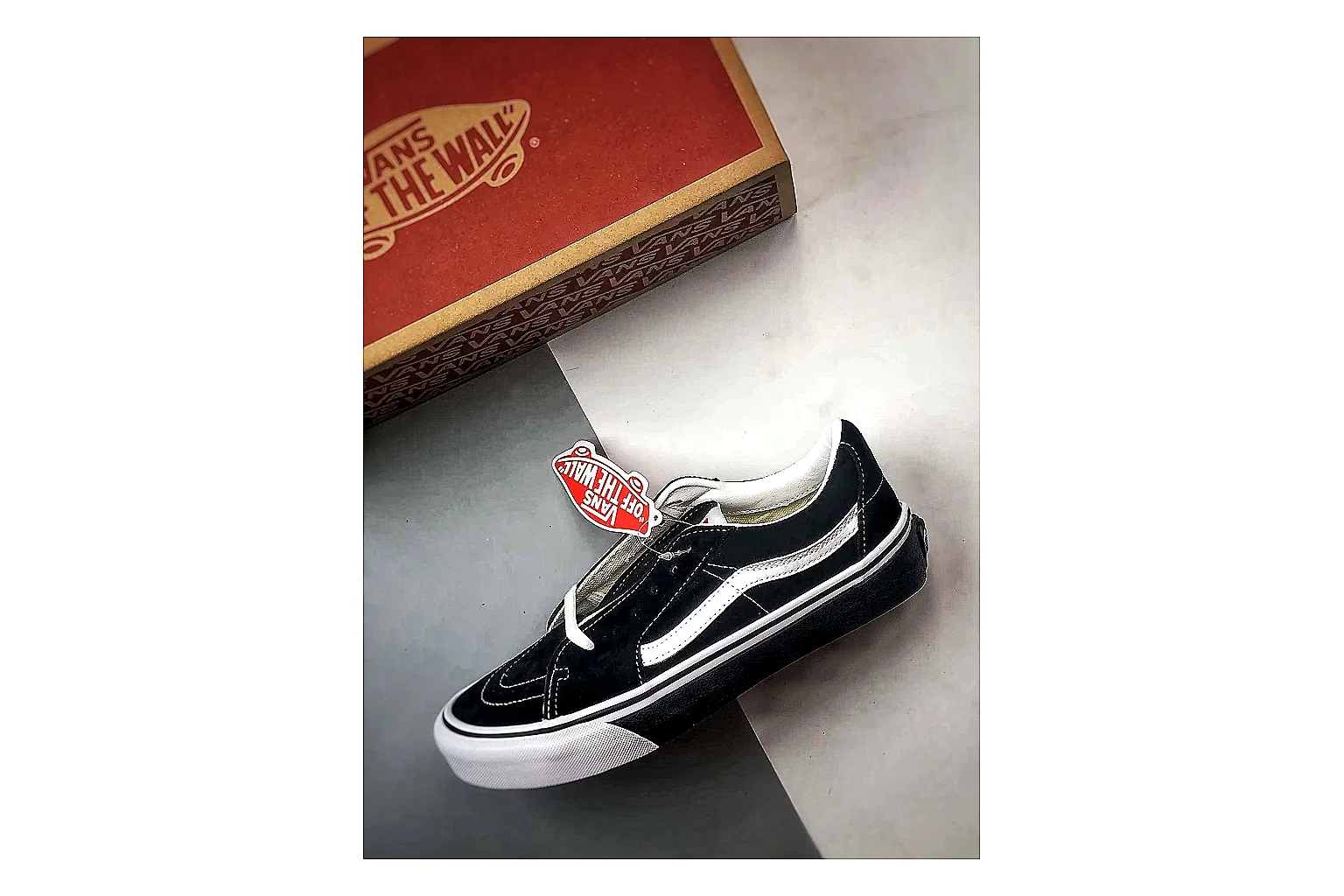 Vans Old Skool Black White shopping brief photo showing black canvas-suede low-top upper, white side stripe, padded collar, and classic vulcanized skate sole thumbnail 5